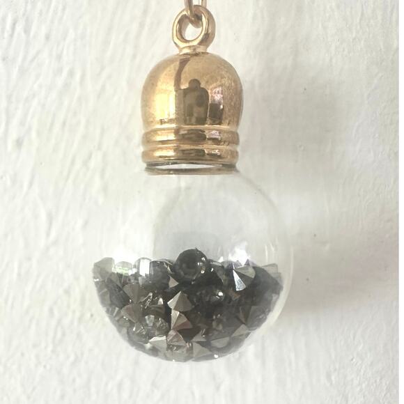 Holiday festive Christmas necklace loose sparkles in the clear ball 12”length - Picture 2 of 4